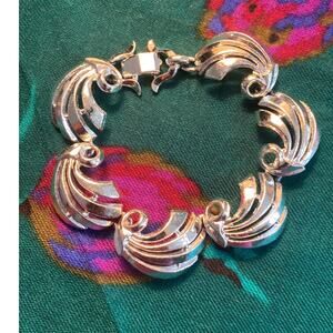 Ballou Vintage Silver Tone Bracelet Link Classic Retro Signed